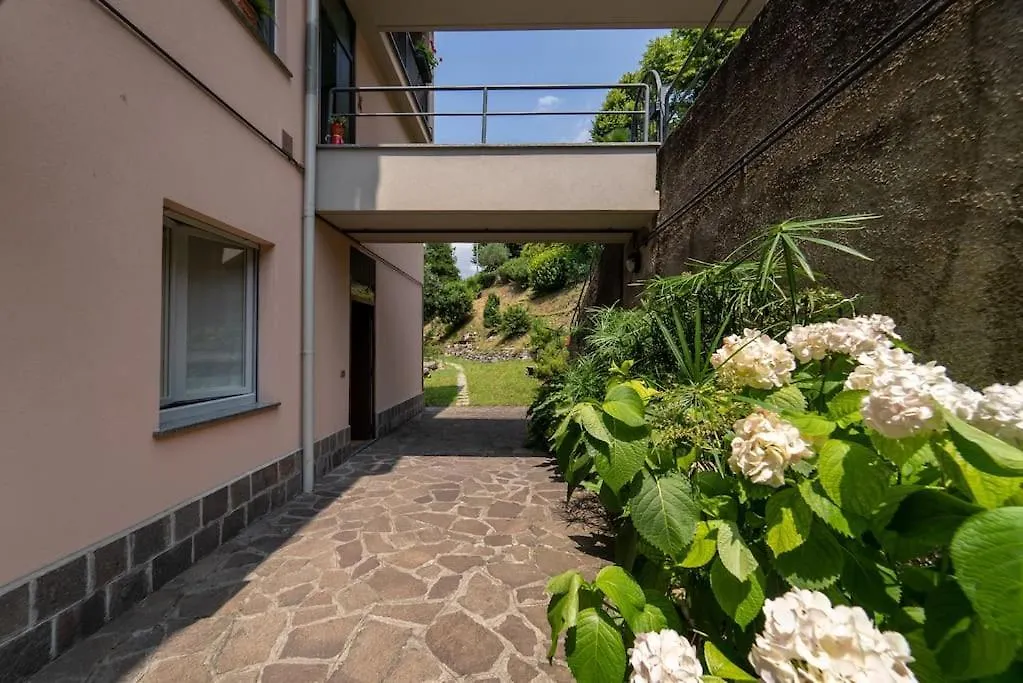Casa Magnodeno Lägenhet Lecco Italien